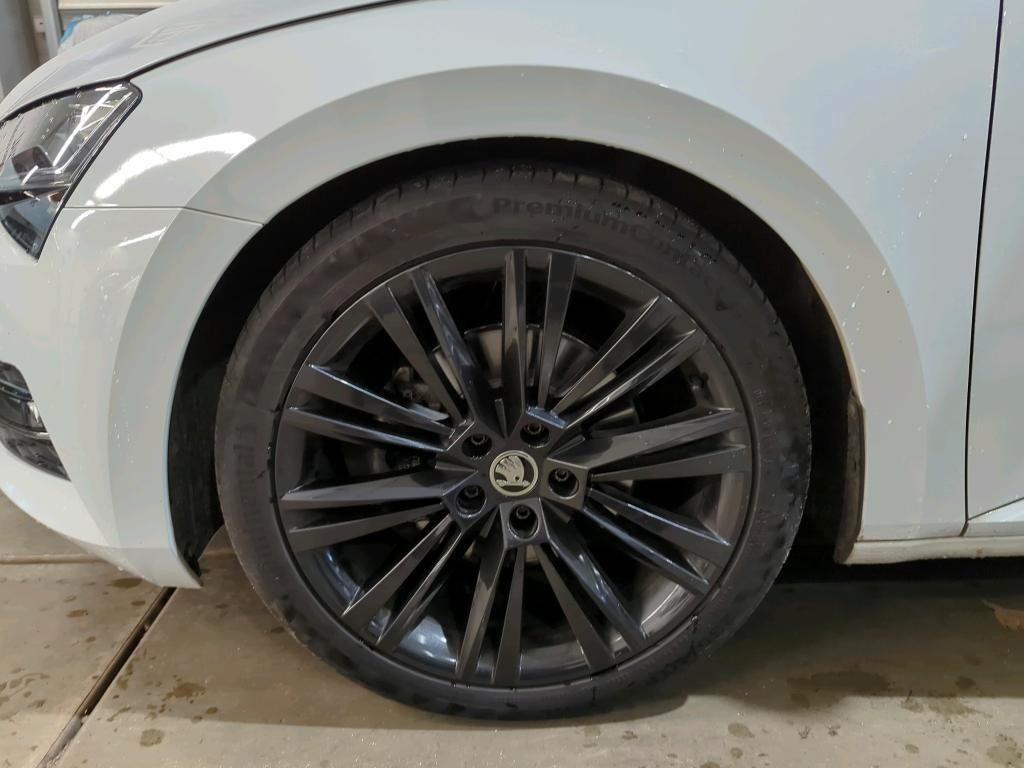 Skoda Superb Combi Premium Edit. 2.0TDI 150PS DSG*PANO