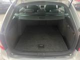 Skoda Octavia Combi 2.0 TDI RS, Leder, Navi, AHK - Skoda Octavia aus 2011: Combi RS