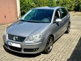 Volkswagen Polo 1.6 Sport Leder Klima PDC Sondermodell - Volkswagen Polo: Sondermodell