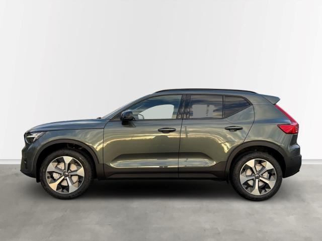 Volvo XC40 B4 Mild-Hybrid Ultra Dark Standheizung AHK 