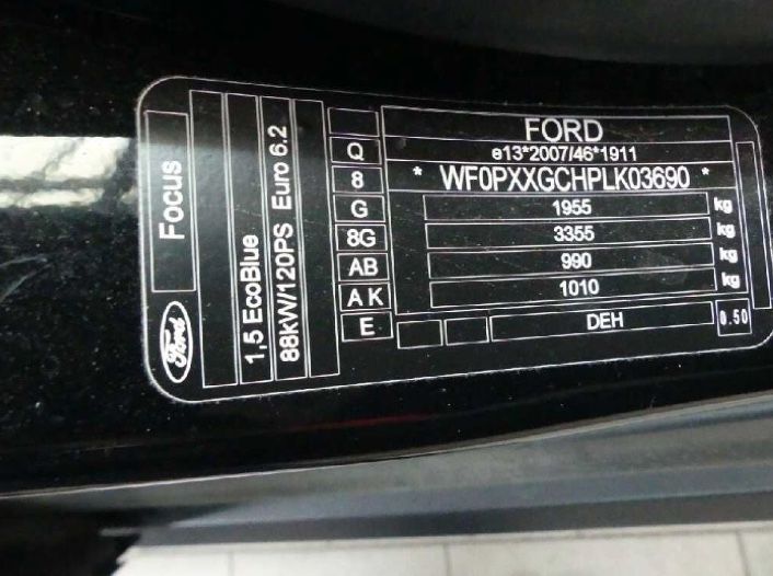 Fahrzeugabbildung Ford Focus T C&C 1.5 EB TEMP/LED/NAVI/SHZ/PDC/8Fach