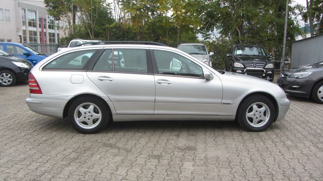 Mercedes-Benz C 200 CDI T ELEGANCE/AUTOMATIK/TEMPOMAT