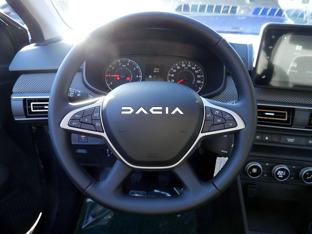 Fahrzeugabbildung Dacia Sandero Stepway Expression TCe 90