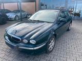 Jaguar X-Type 2.0 V6 Executive - Jaguar X-Type Executive mit Benzin-Antrieb