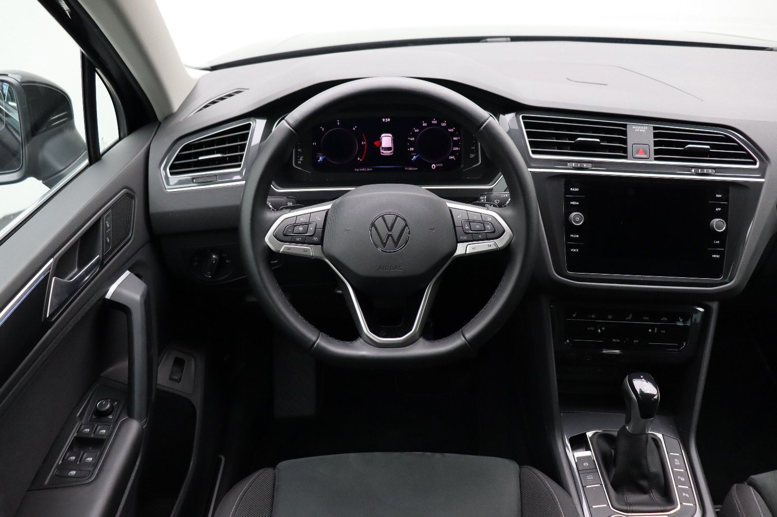 Fahrzeugabbildung Volkswagen Tiguan 2.0 Elegance 4Motion