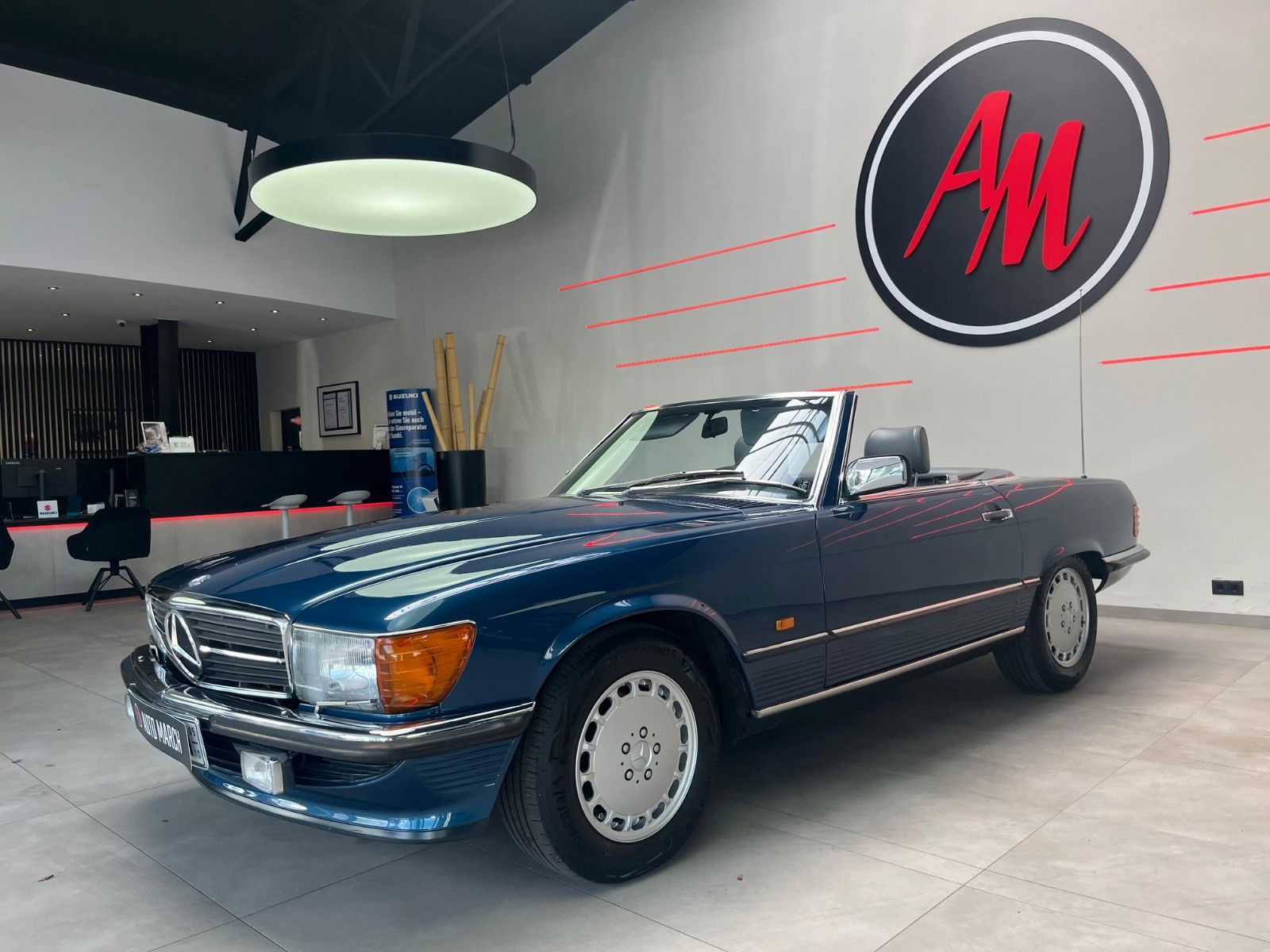Fahrzeugabbildung Mercedes-Benz SL 300 R107 Cabriolet*H-Kennzeichen*Hardtop*