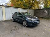 Kia Rio 1.4 Dream Team Edition - Kia Rio dream-team-edition mit Benzin-Antrieb