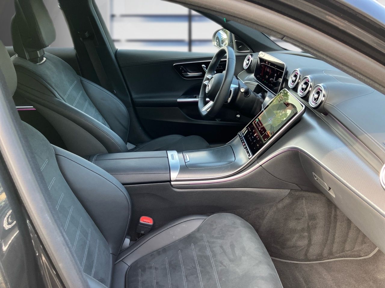 Fahrzeugabbildung Mercedes-Benz C 300 de T AMG+NIGHT+AHK+360°+BURMEST+MEMORY