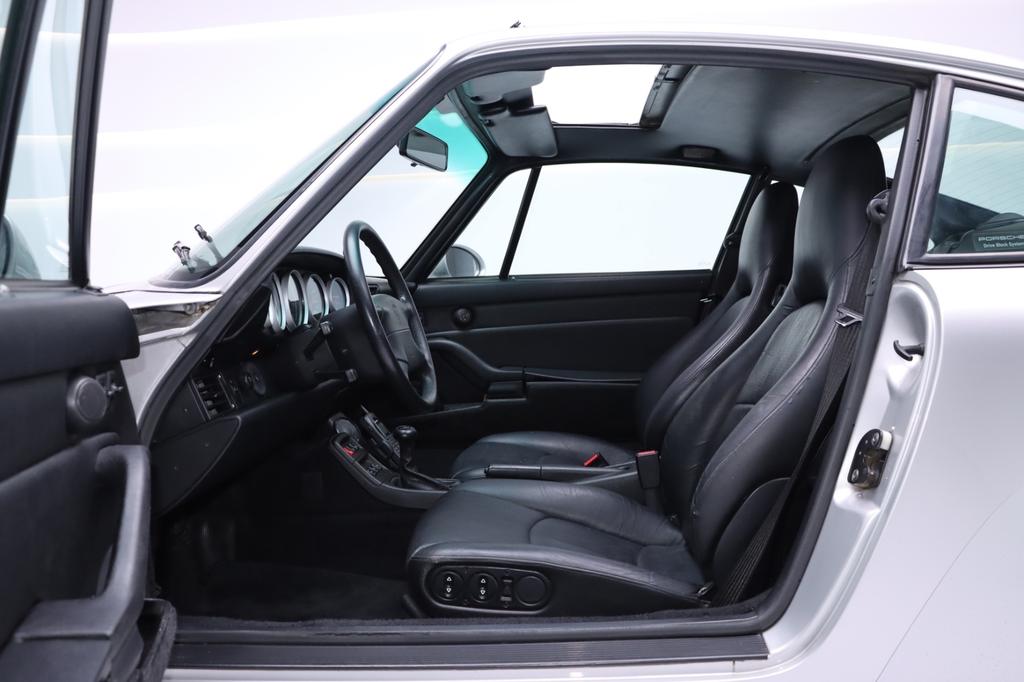 Porsche 993