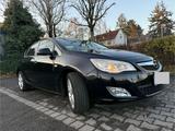 Opel Astra j 2011 Benzin 1.4 Motor und neu... - Opel Astra: Motor