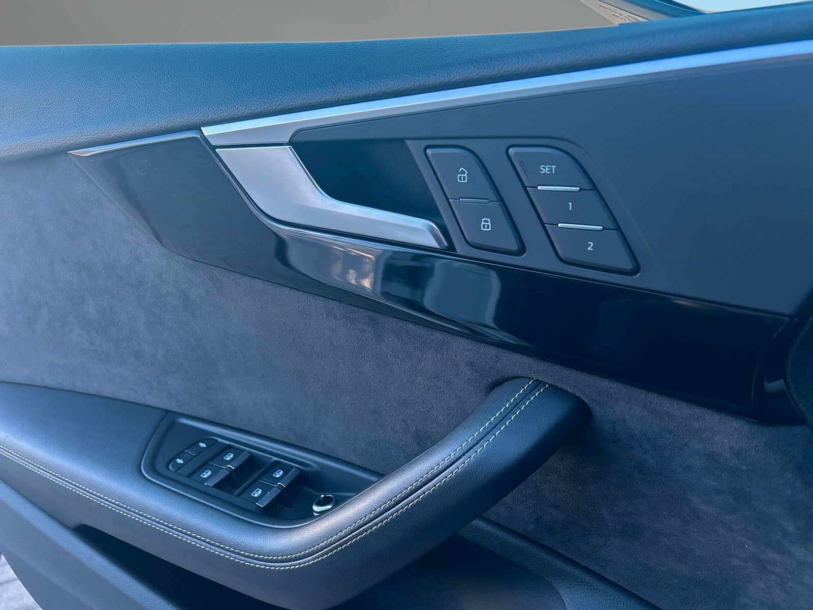 Fahrzeugabbildung Audi A5 Sportback*LED*Ambiente*CarPlay*Soundsystem*