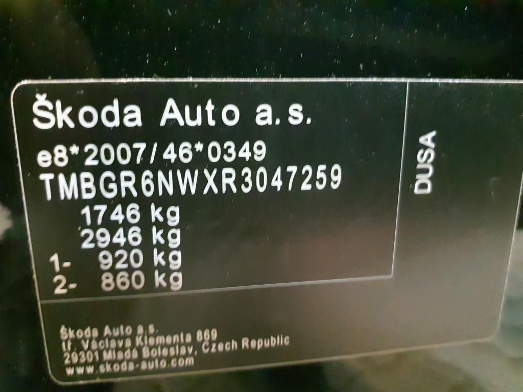 Skoda Kamiq Selection 1.0 TSI 85kW Klima*PDC*RFK*SH