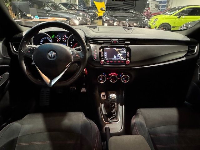 Fahrzeugabbildung Alfa Romeo Giulietta Sprint KLIMA NAVI ALU SHZ