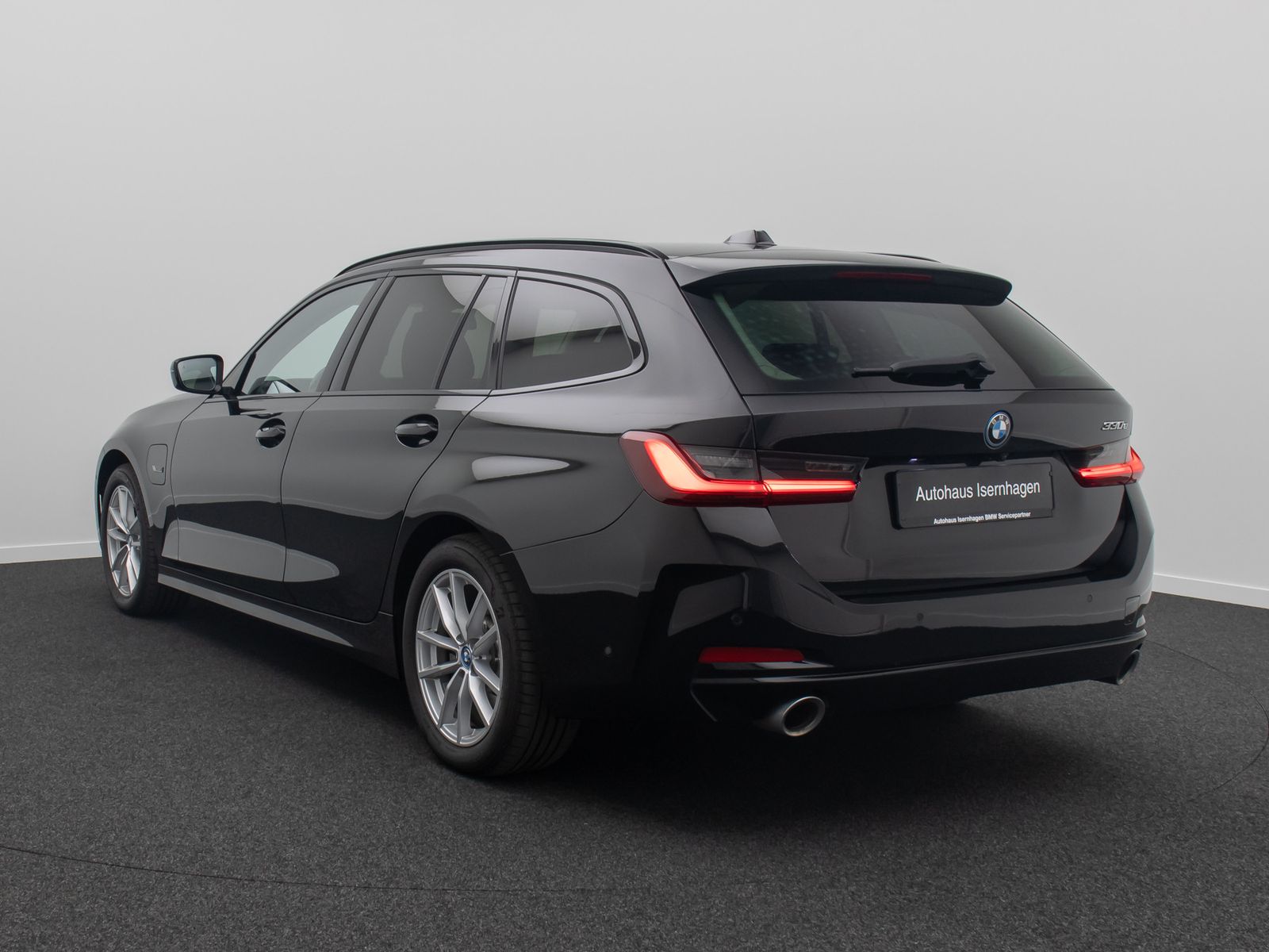 Fahrzeugabbildung BMW 330e H/K Stop&Go DAB Kamera DriveAs FernAs Sport