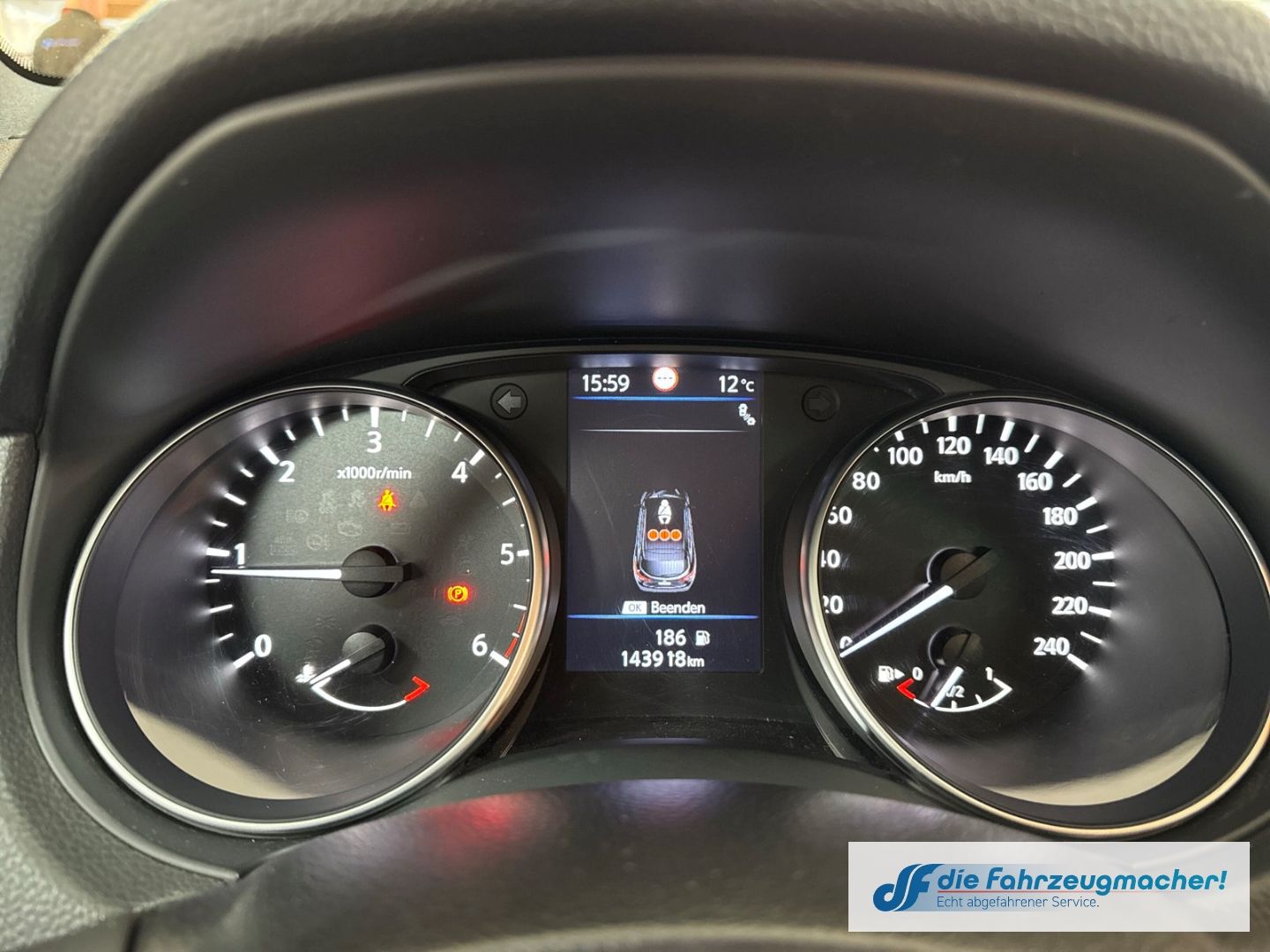 Fahrzeugabbildung Nissan Qashqai Tekna+ Panorama Navi Leder Memory Sitze