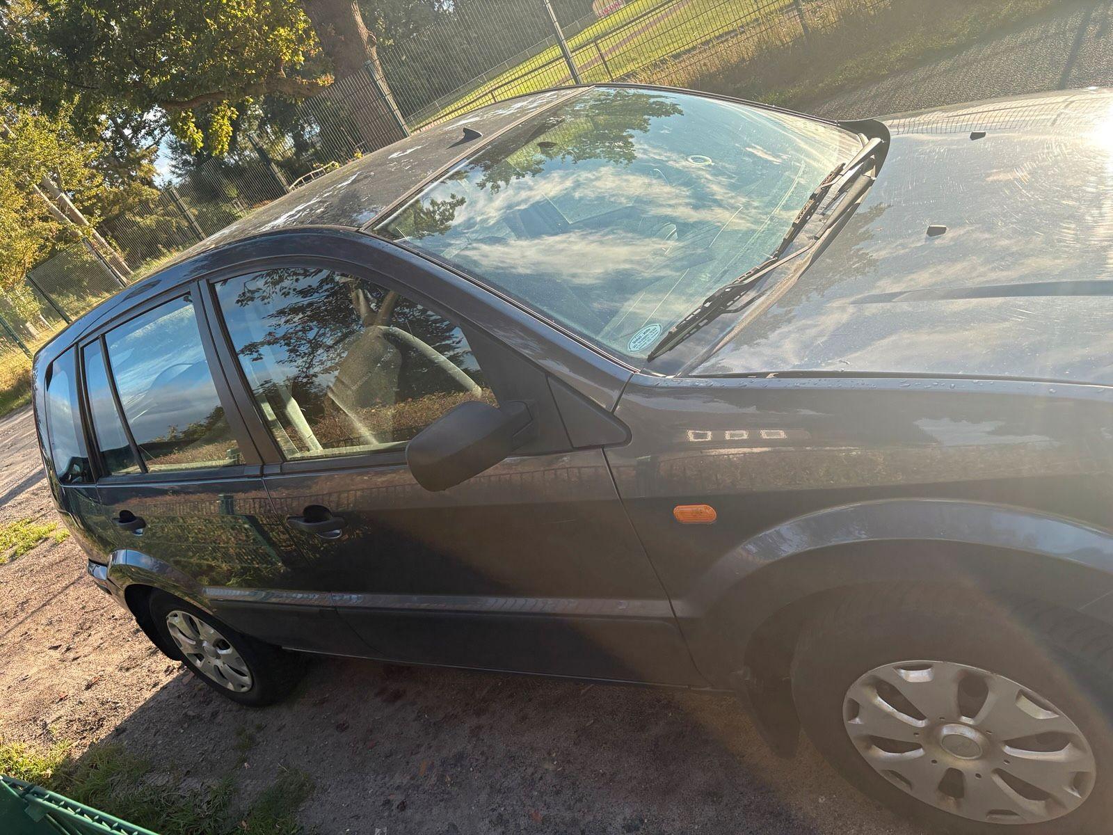 Ford Fusion 2005 — engine 80 HP (59kW)