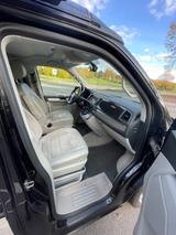 Volkswagen T6 California Ocean, 3.5t, Luftfahrwerk, Allrad - schwarze Volkswagen T6 California