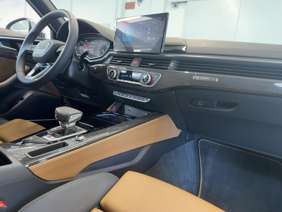 Audi S4 - Bild 14
