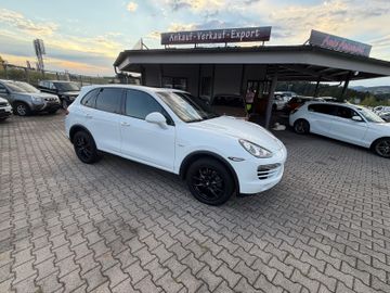 Porsche Cayenne - 2