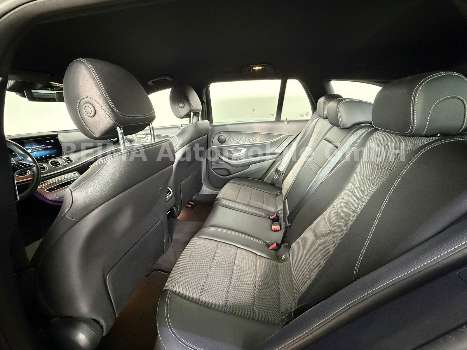 Fahrzeugabbildung Mercedes-Benz E 300 de T 4Matic,