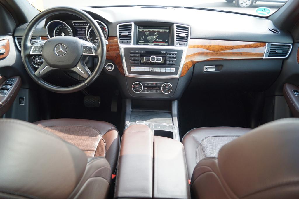 Mercedes-Benz ML 500