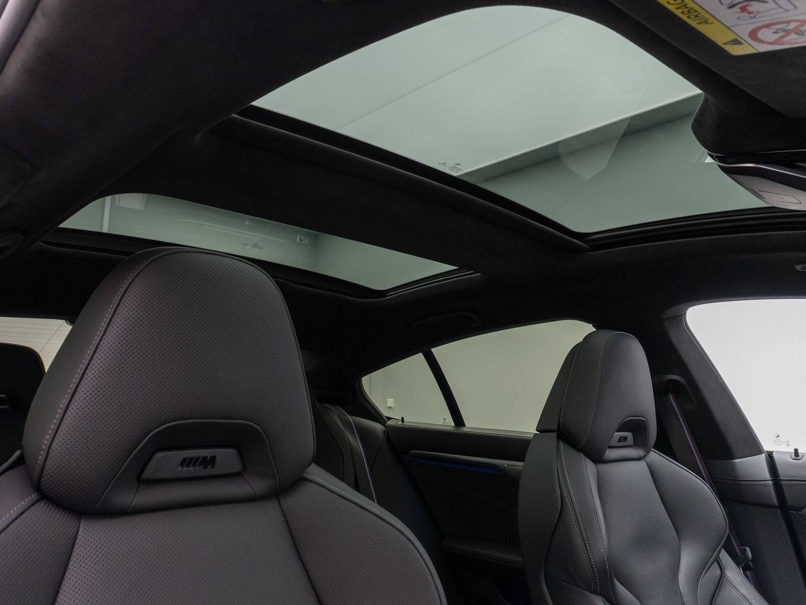 Fahrzeugabbildung BMW M850i xD GC 360° Laser SoftCl DAB Individual 20"