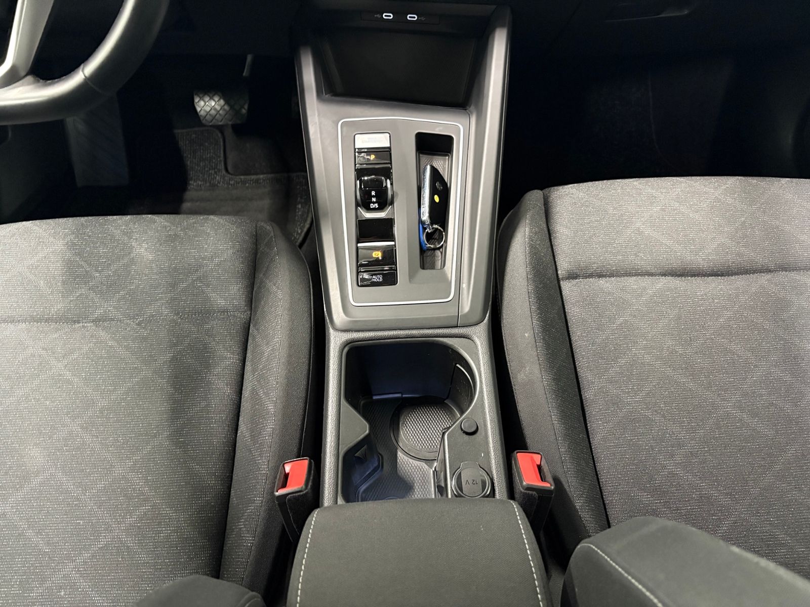 Golf VIII Life 1.0 eTSI DSG LED NAVI ACC PDC SHZ