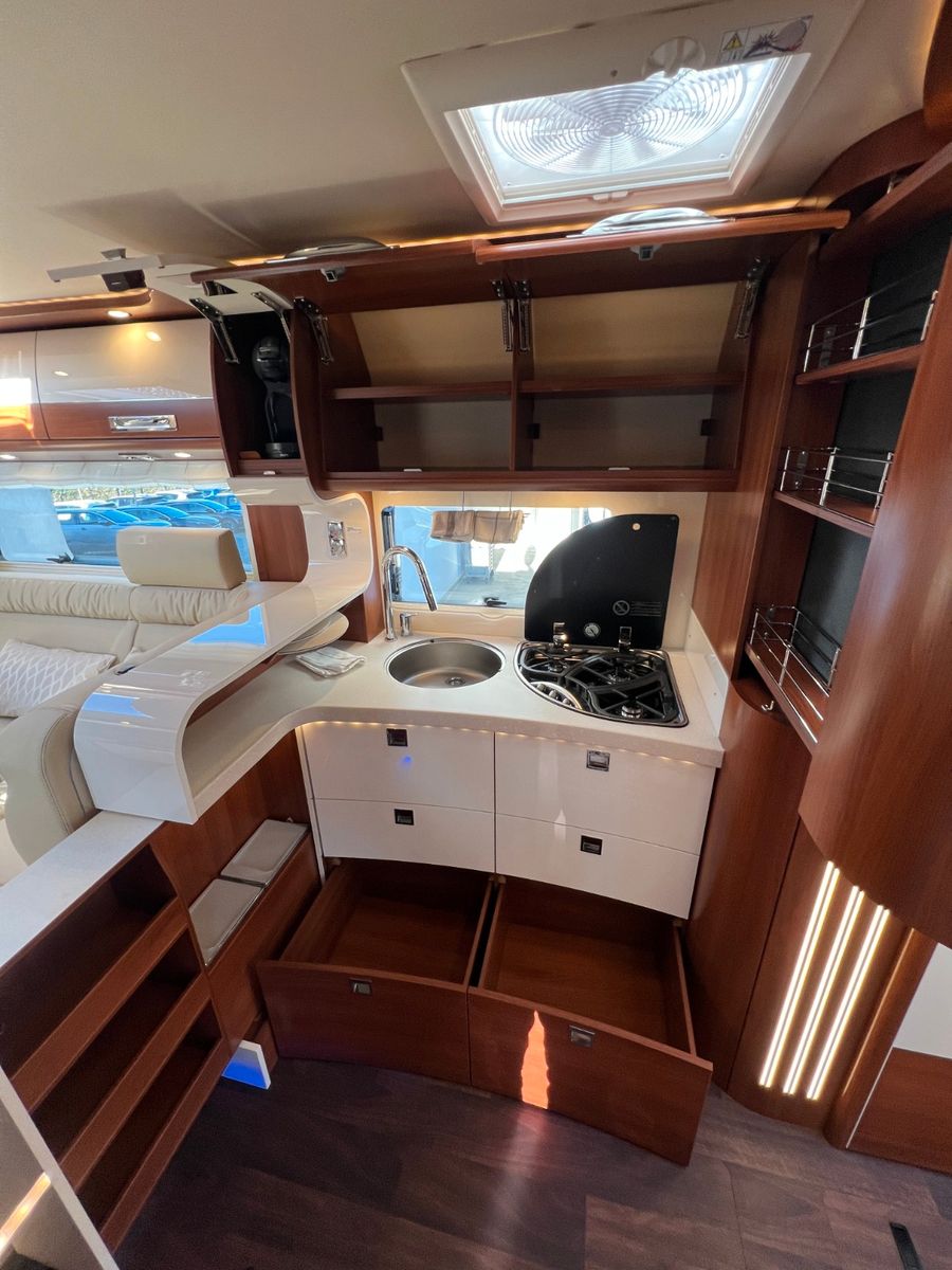 Fahrzeugabbildung Carthago Liner-for-two I 53 L Iveco
