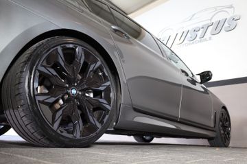 BMW 750 - 7