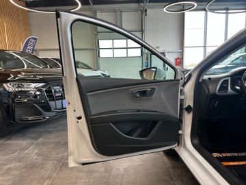 MYAUTOCENTER – Gebraucht- und Jahreswagen mit Werkstattservice in Pfaffenhofen Seat Leon ST *Tempo*Navi*Klima*LED*