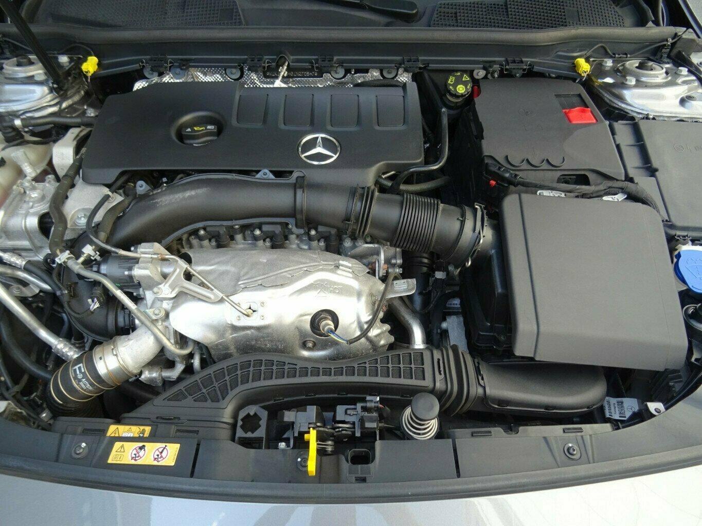 Mercedes-Benz CLA 250 AMG Line 7G-Tronic,Modell 2022,Leder,Pan