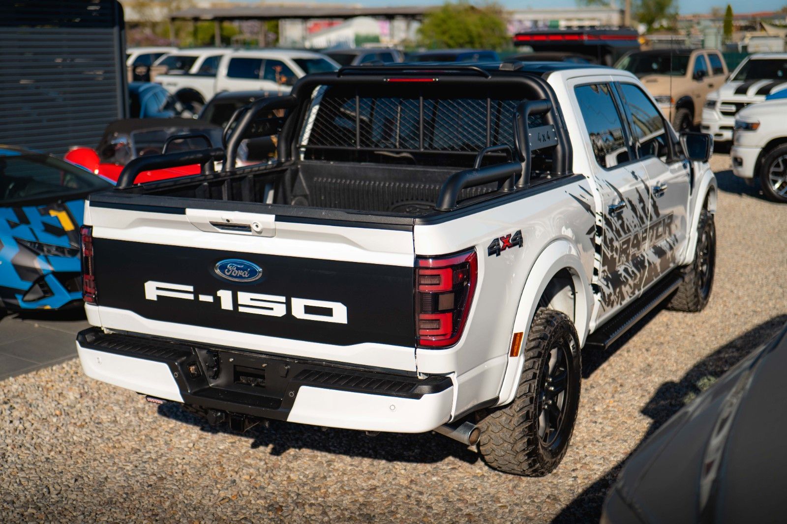 Fahrzeugabbildung Ford F150 5.0 V8 4x4 LARIAT RAPTOR SupCrew *360*B&O*