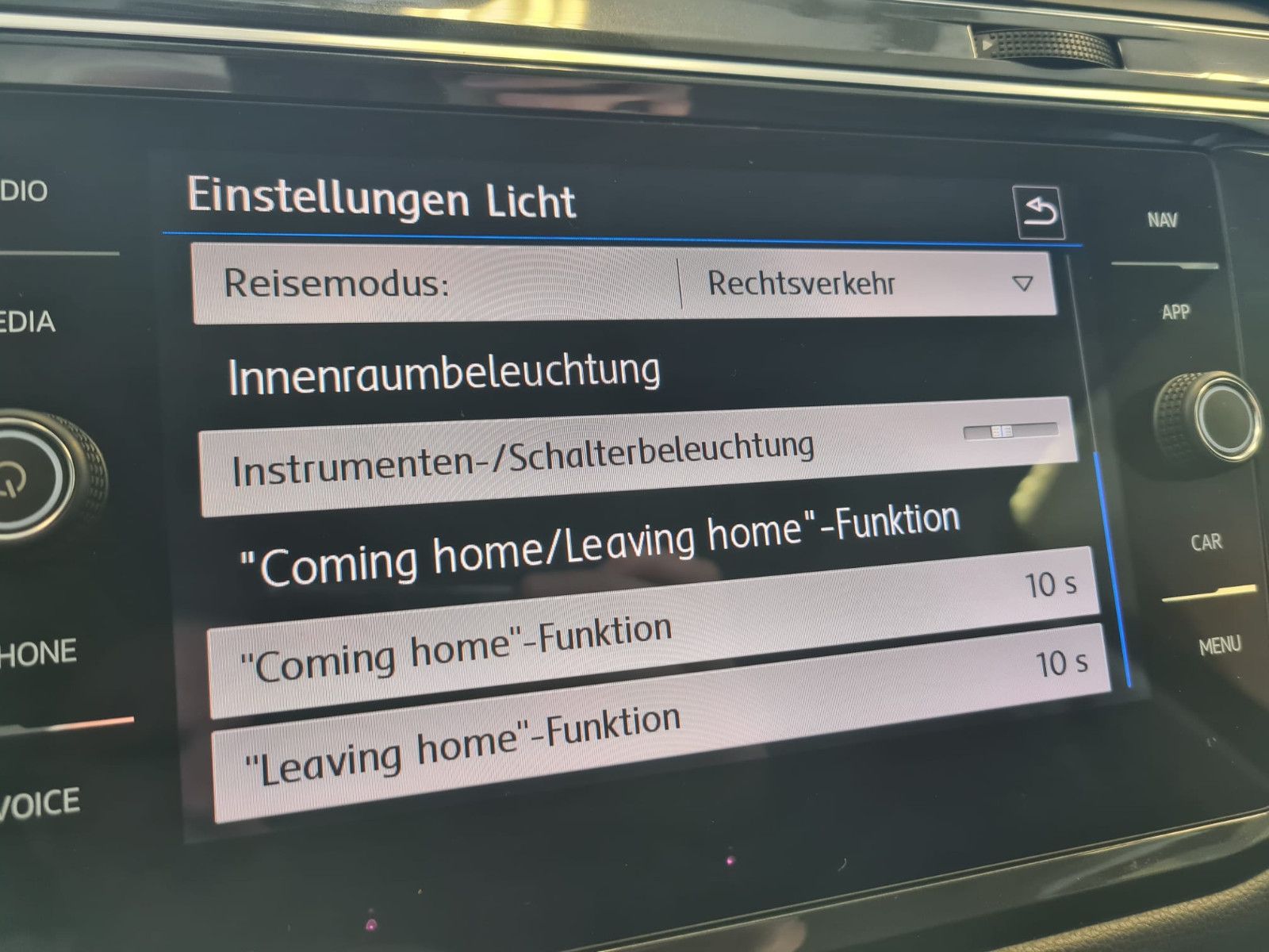 Fahrzeugabbildung Volkswagen Tiguan Allspace Highline 4Motion / LED / NAVI /