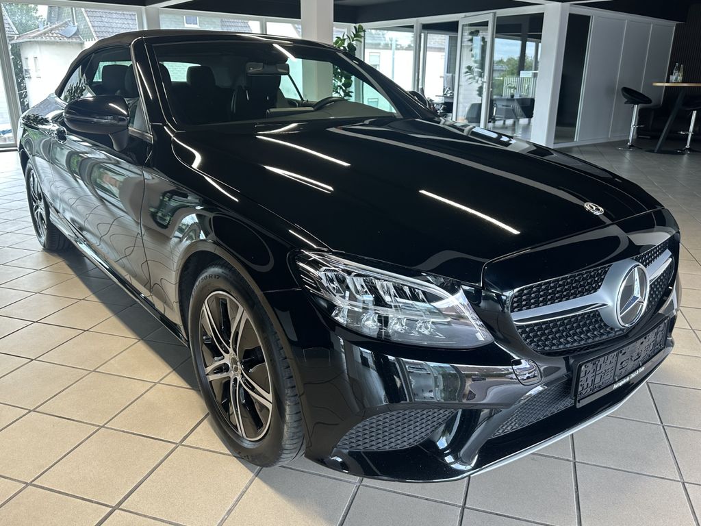 Image of Mercedes-Benz C 220