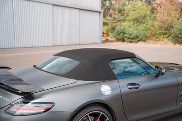 صورة 10 لـ 2014 Mercedes-BENZ SLS AMG