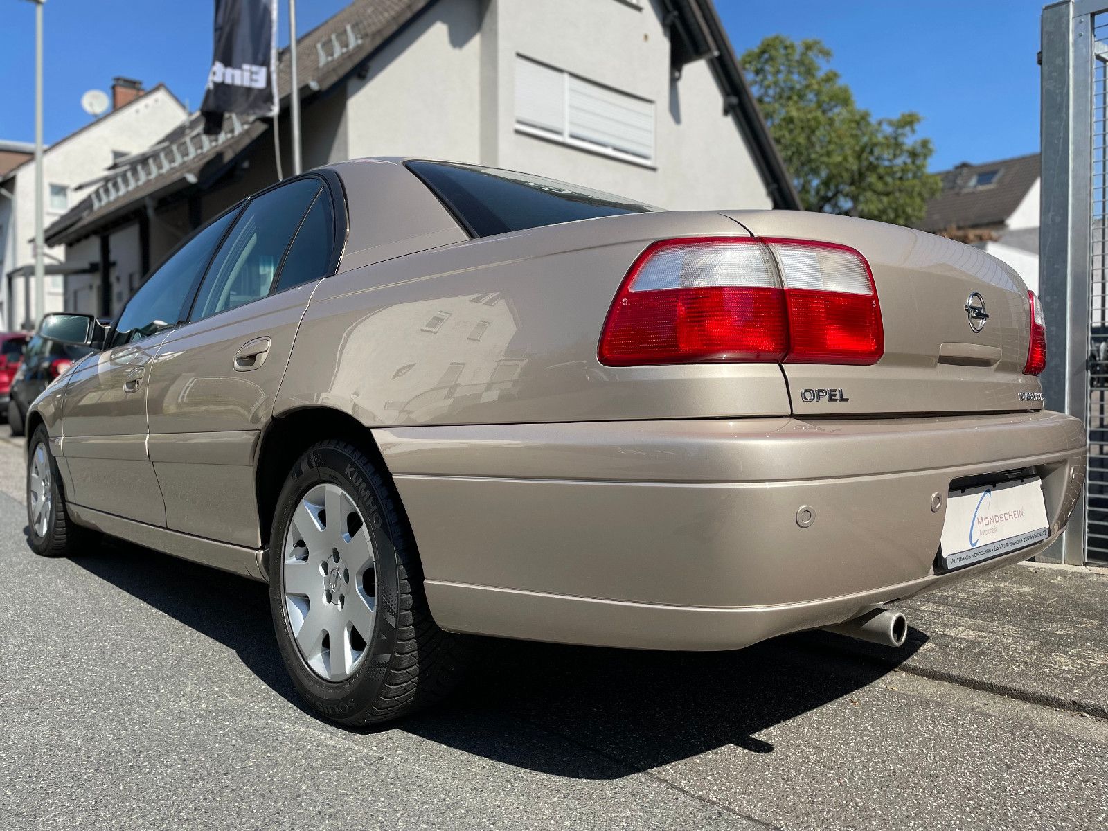 Fahrzeugabbildung Opel Omega 2.6 V6 Elegance |Automatik|Klima|Sitzheizu