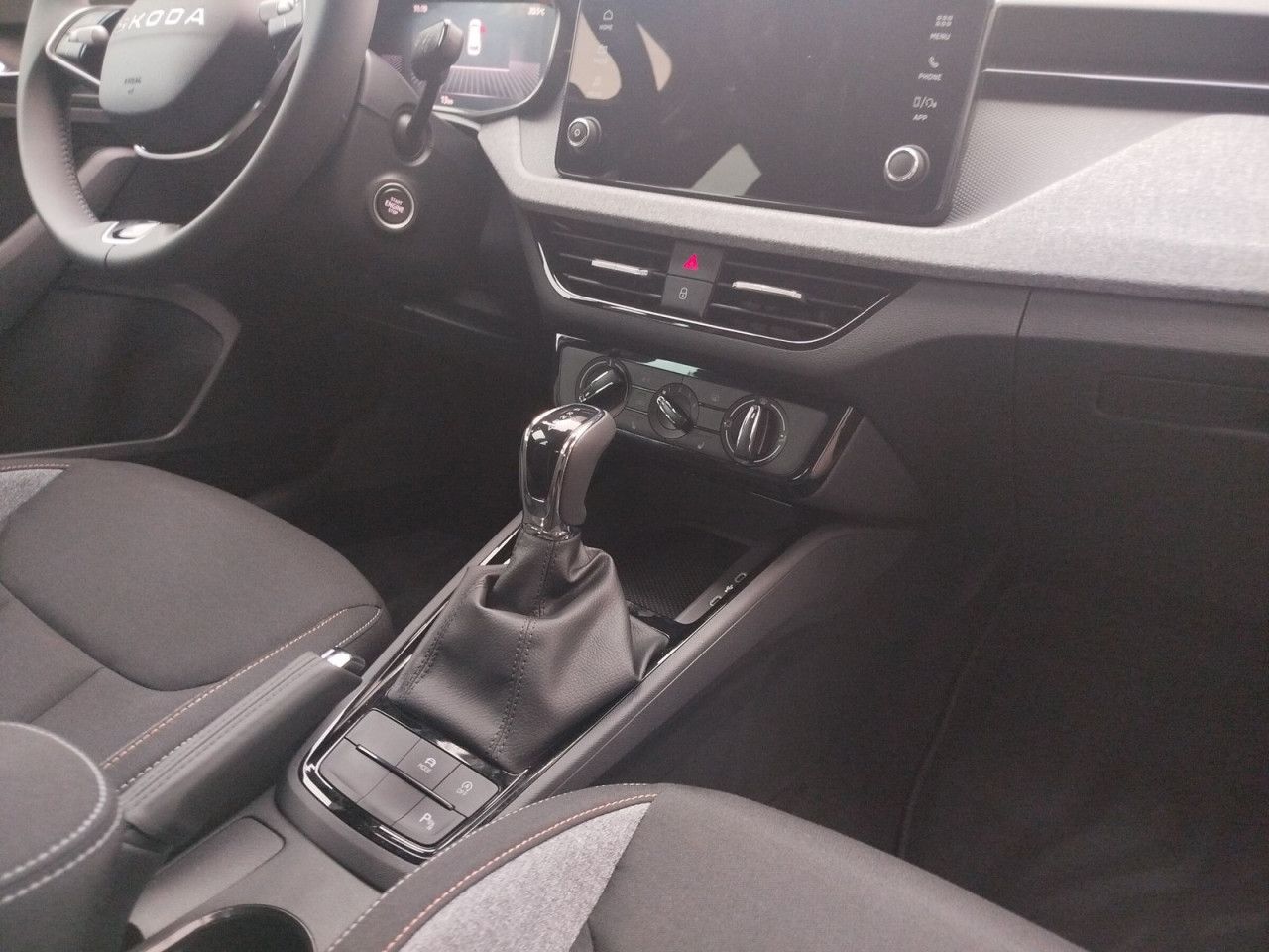 Fahrzeugabbildung SKODA Kamiq Selection TS85/1.0 A7F