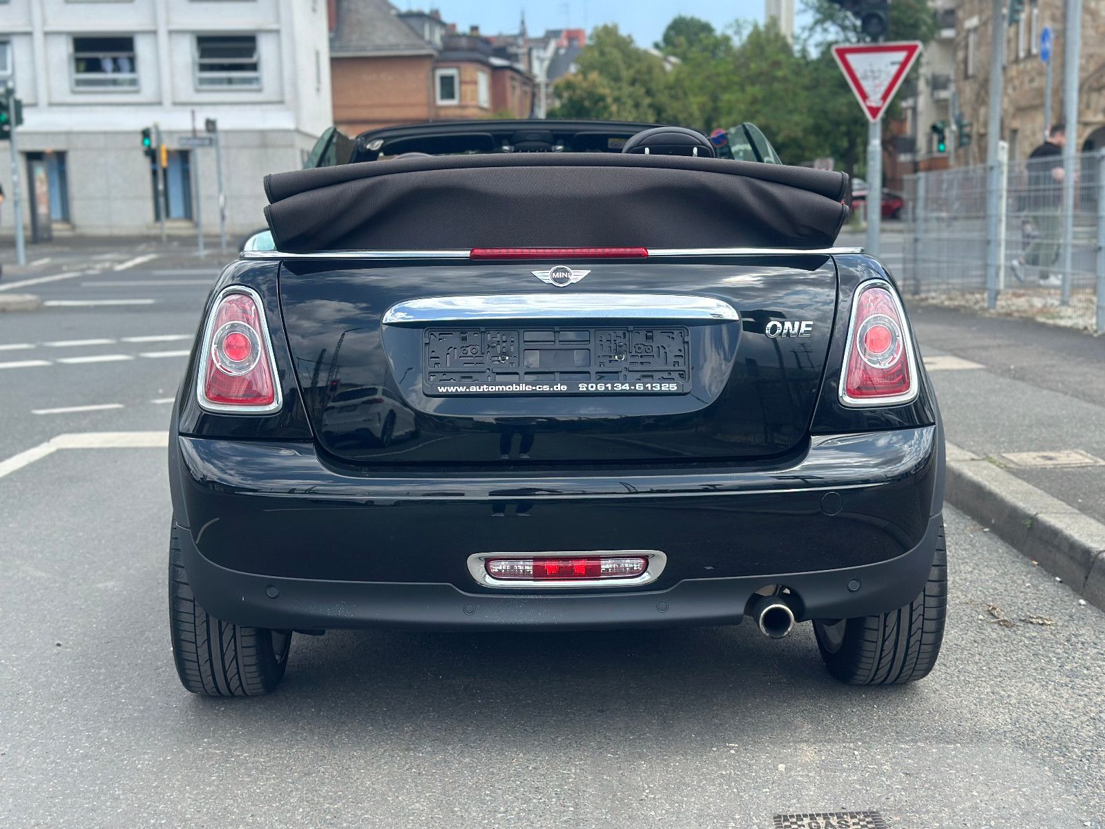 Fahrzeugabbildung MINI ONE CABRIO HIGHGATE*SONDERMODELL*