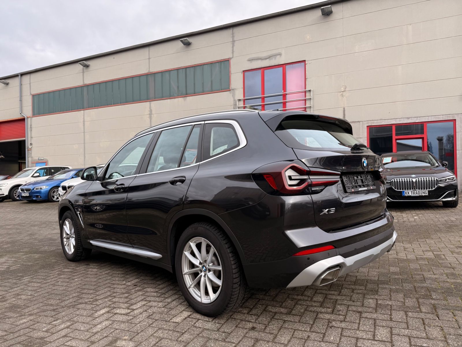 BMW X3 xDrive 20 d LEDER NAVI AUTOMATIK NEUES MODELL foto 7