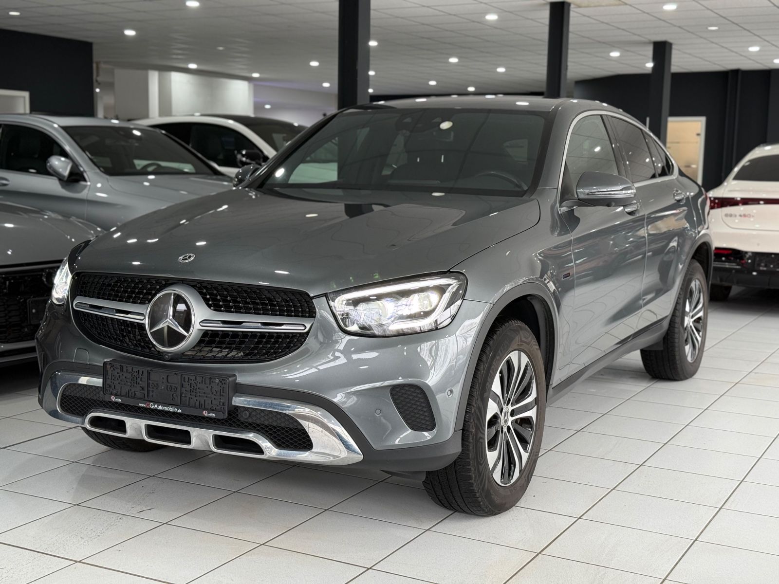 MERCEDES-BENZ GLC 300de Coupe 4Matic*DISTRONIC*MBEAM*360*CARPL