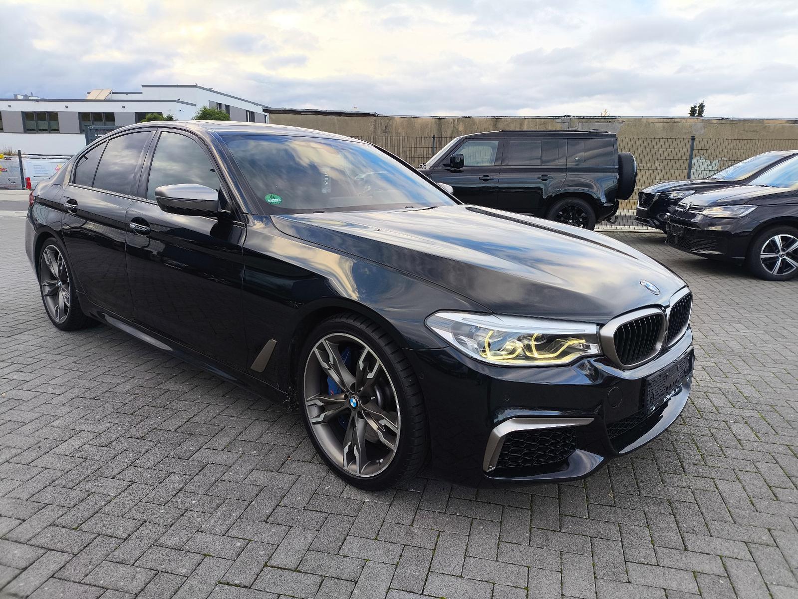 BMW M550i xDrive,LEDER,KLIMA,SITZHEIZUNG