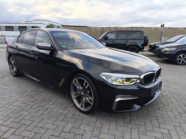 BMW M550i xDrive,LEDER,KLIMA,SITZHEIZUNG