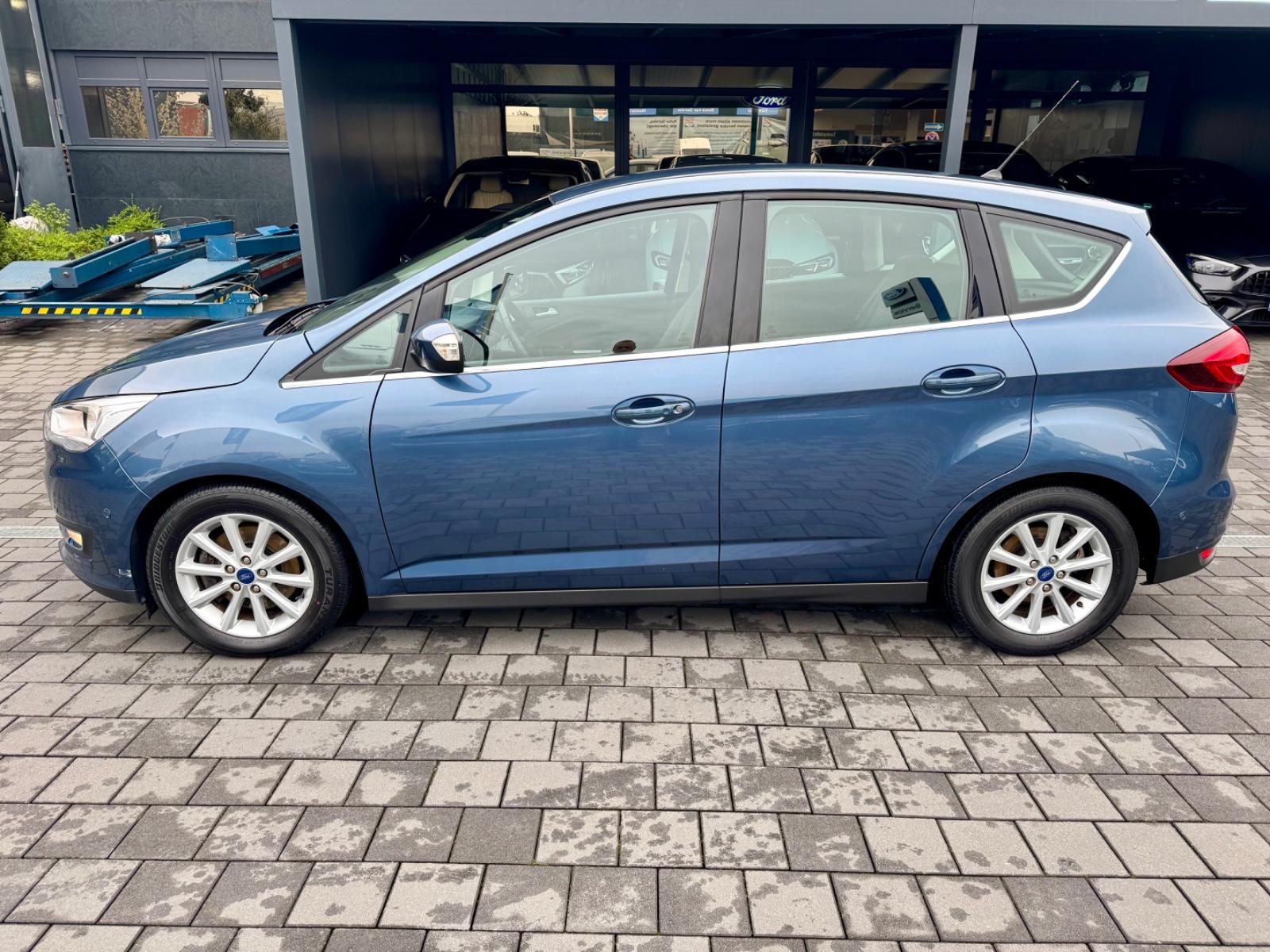 Ford C-Max 1,5 EcoBoost Titanium-P.Assis-Navi-Kamera