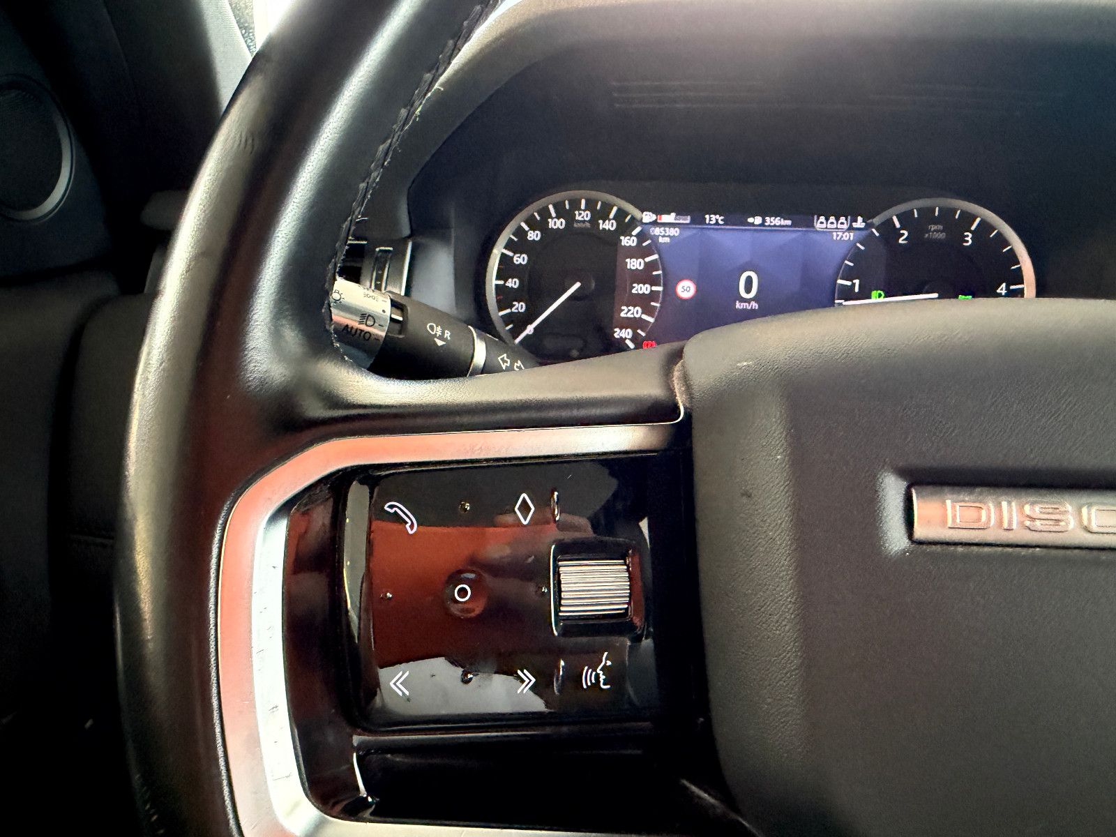 Fahrzeugabbildung Land Rover Discovery Sport AWD D200/360''KAM/LEDER/PANORAMA