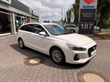 Hyundai i30 cw KLIMA TEMPOMAT SPUR BLUETOOTH LED PDC - Hyundai i30: Cw