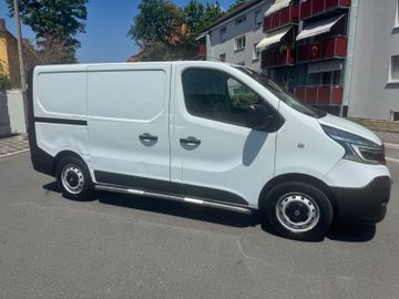 Renault Trafic - 10
