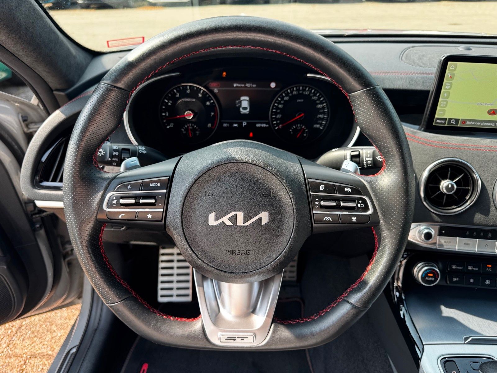 Fahrzeugabbildung Kia STINGER 3.3T AWD GT 360° GLASDACH 366PS