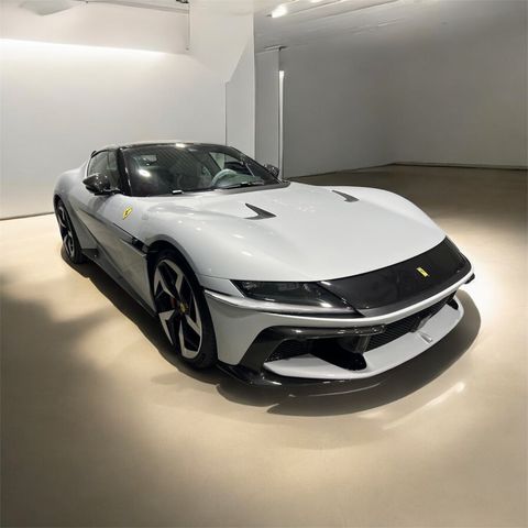 Ferrari 12 Cilindri