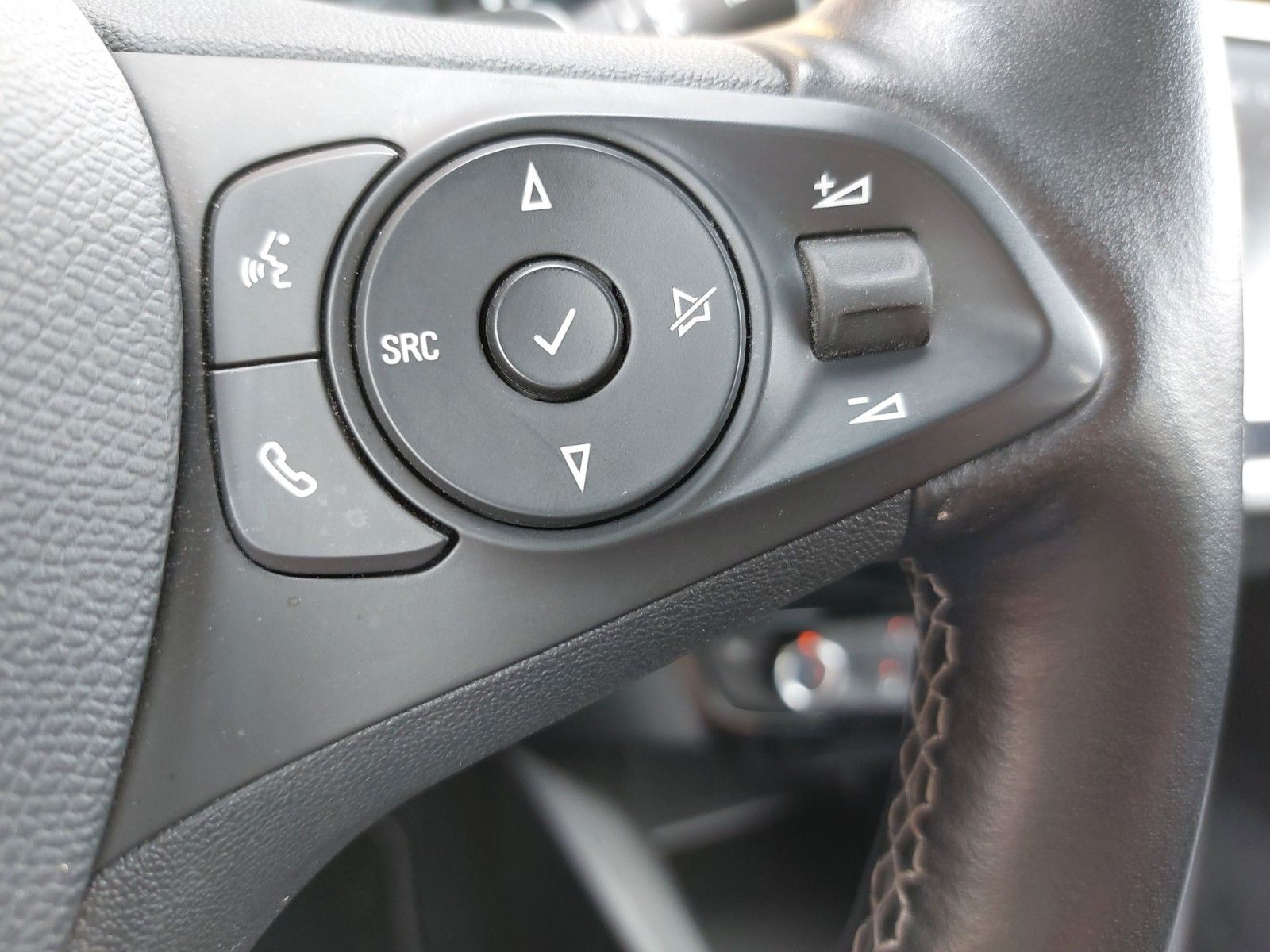 Opel Corsa F Edition Allwetter 360°KAM CarPlay ZR neu – Bild 22