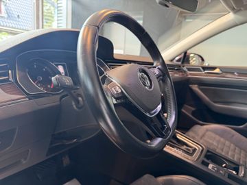 Volkswagen Passat Variant - 9